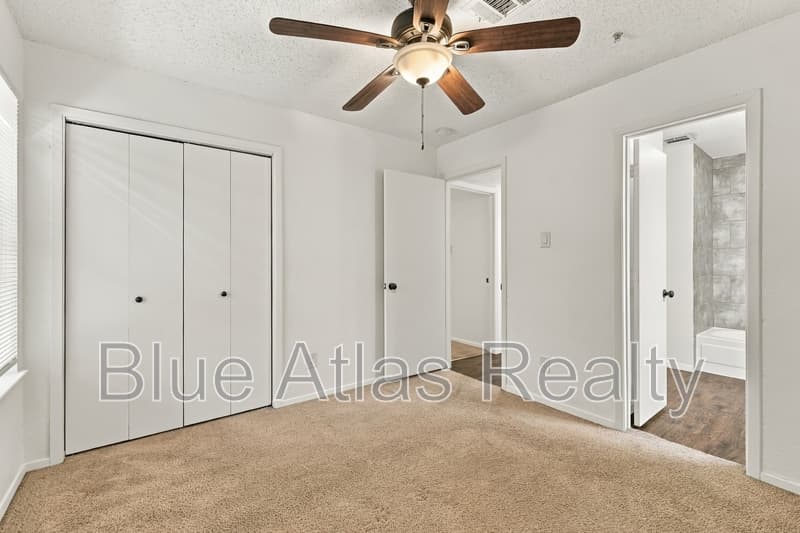 Haltom City Condo: 5104 Herrick Court