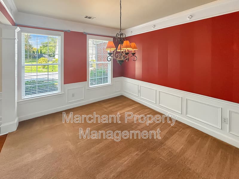 Greer House: 314 Ascot Ridge Ln