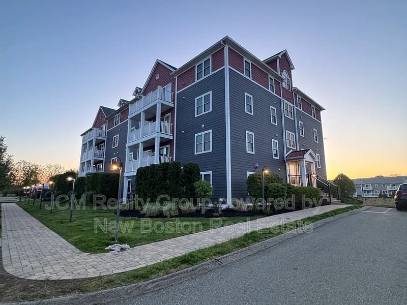 Lynn Condo: 9 Needhams Landing Road