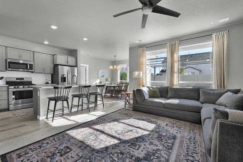 Meridian House: 4328 North Pale Creek Avenue