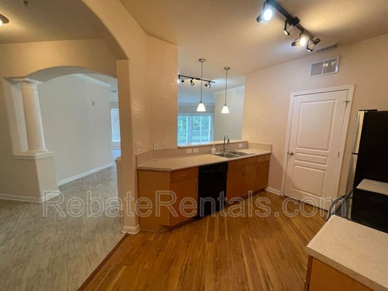 Jacksonville Condo: 8290 Gate Parkway
