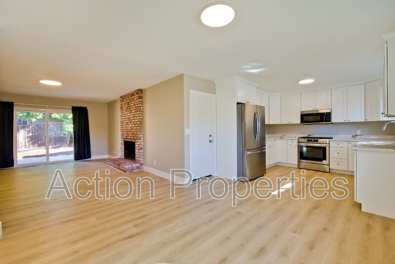 Mountain View House: 86 Dalma Drive