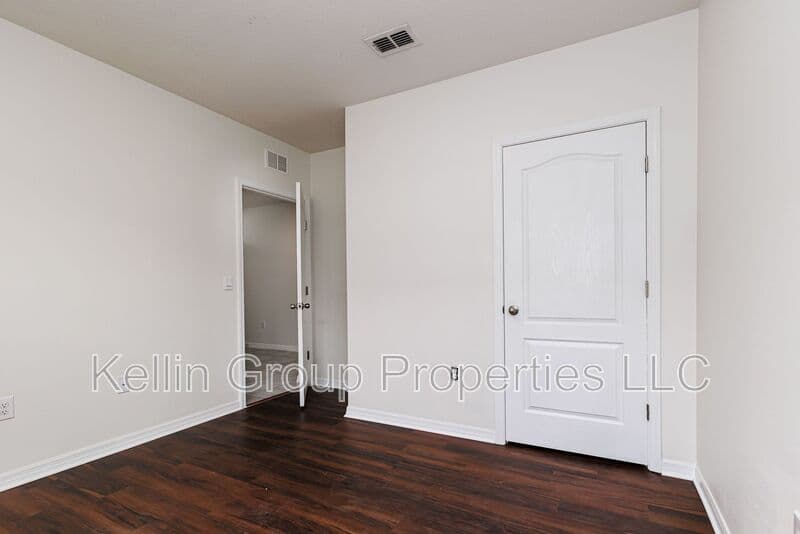 Haines City House: 972 Serchio St