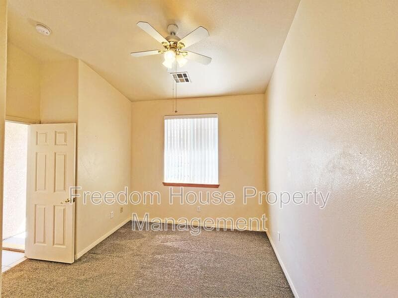 Pahrump Condo: 1340 Pocahontas Avenue