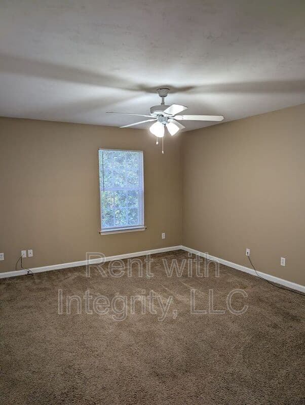 Tallahassee House: 4250 Augustus Oak Court