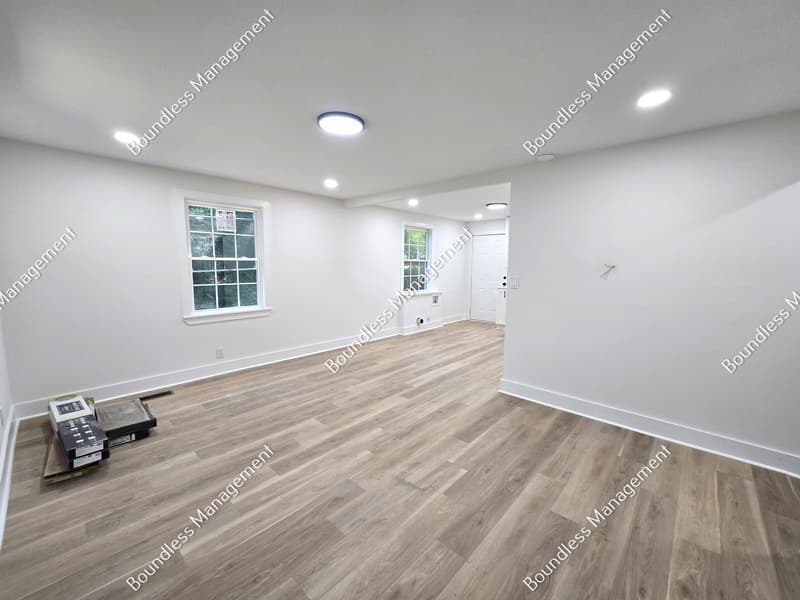 East Point House: 1398 Mcclelland Ave
