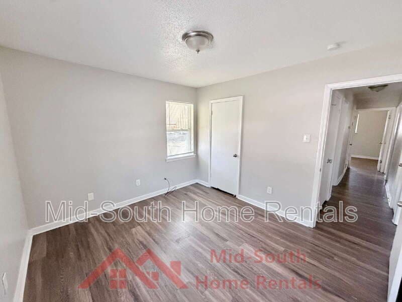 Memphis House: 3325 Cedar Springs Drive