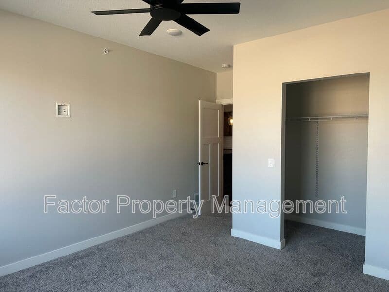 North Mankato Condo: 235 Belgrade Ave