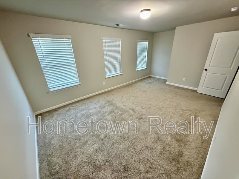 McDonough House: 785 Galveston Way