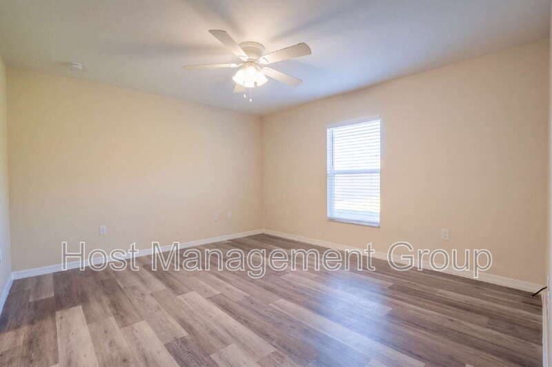 Ocala House: 2875 SW 162nd Street Road