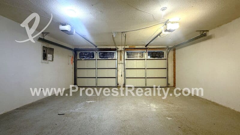 Victorville House: 13043 4th Ave