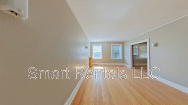 St. Louis Condo: 4277 Chippewa Street - 2
