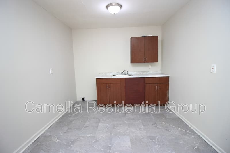 Birmingham House: 913 13th Street