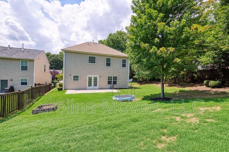 Greenville House: 256 Barbours Lane