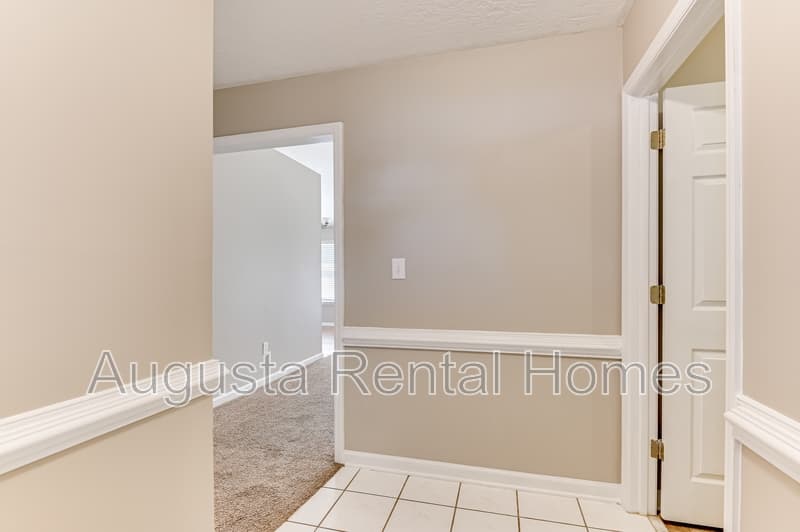 Grovetown House: 223 Taylor Circle