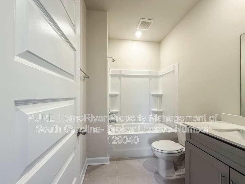 Spartanburg House: 714 Cozy Bluff Rd