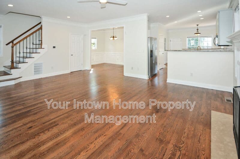 Atlanta House: 69 Haygood Ave SE