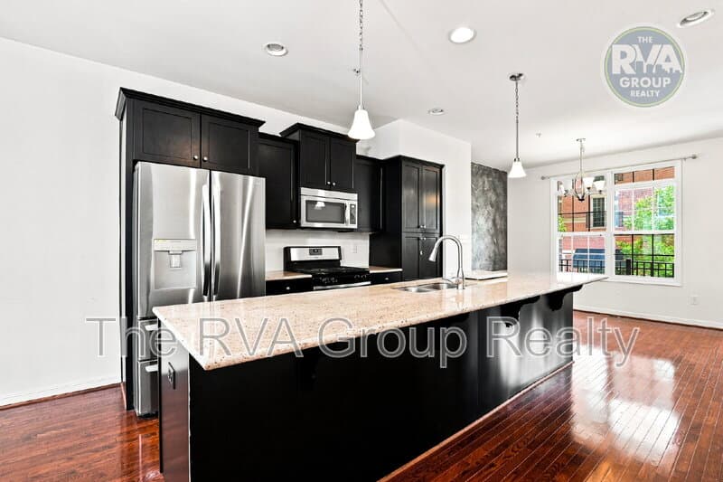 Glen Allen Condo: 3916 Brownstone Boulevard