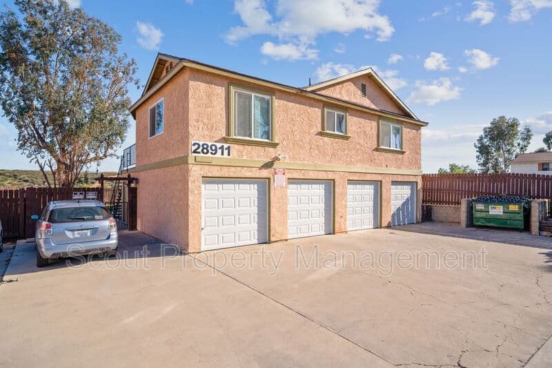 Murrieta Townhome: 28911 Calle del lago
