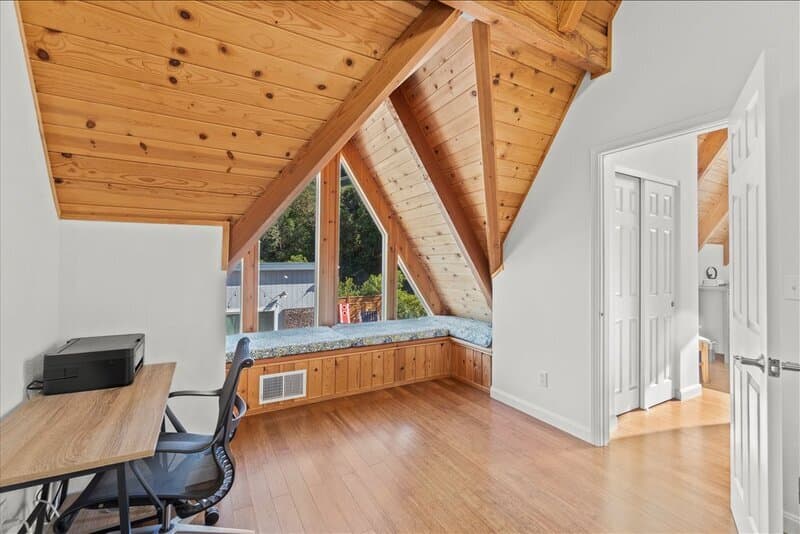 Cloverdale House: 47 Geysers Road