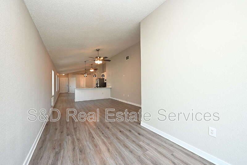 Lakeland House: 2118 Sandy Hook