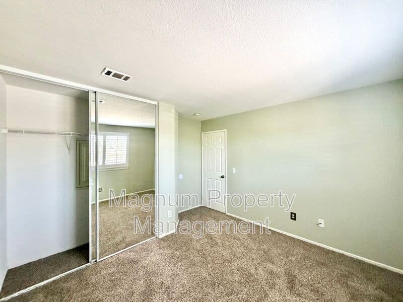 Temecula House: 46383 Vianne Ct