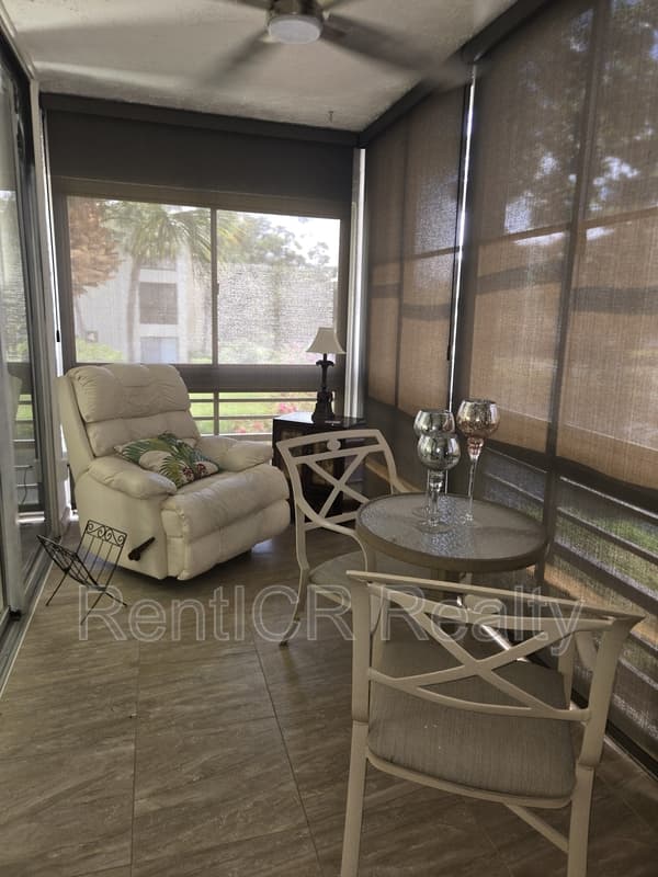 Largo Condo: 14255 Rosemary Lane