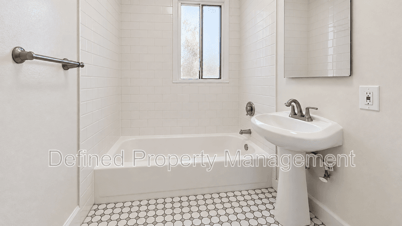 Los Angeles (Koreatown) Condo: 326 S. Normandie Ave.