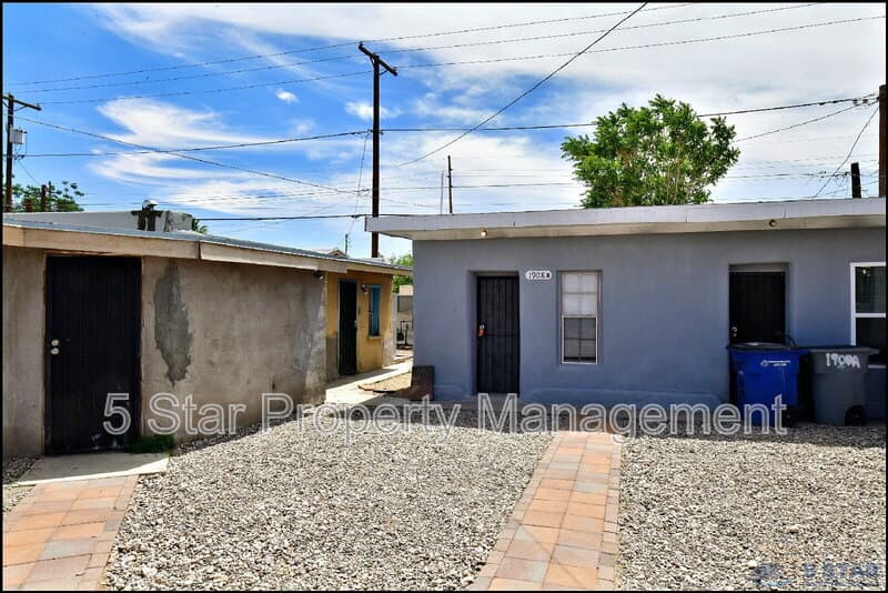 El Paso Condo: 1908B Olive Ave !!