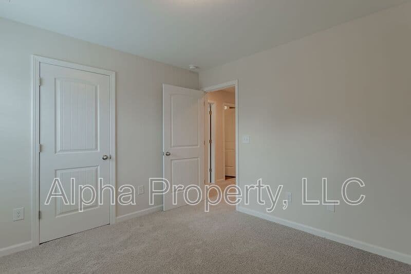 Greer Townhome: 8 Sabine Leaf Ct