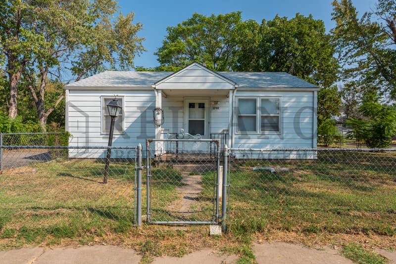 Wichita House: 1702 West Esthner Avenue