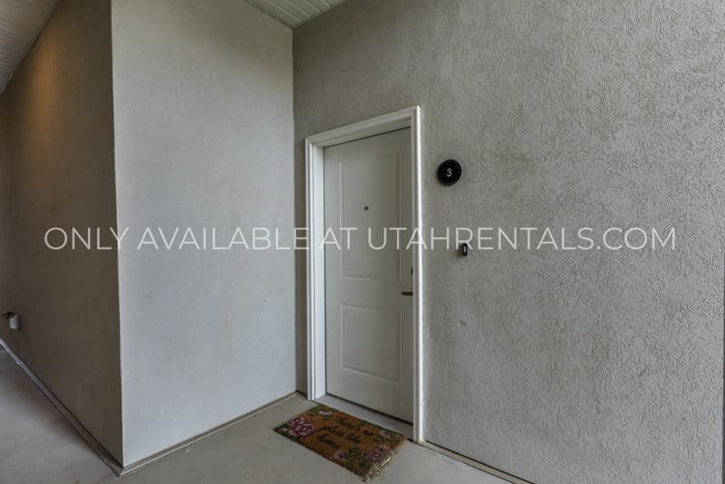 Spanish Fork Condo: 891 S 2300 E 3
