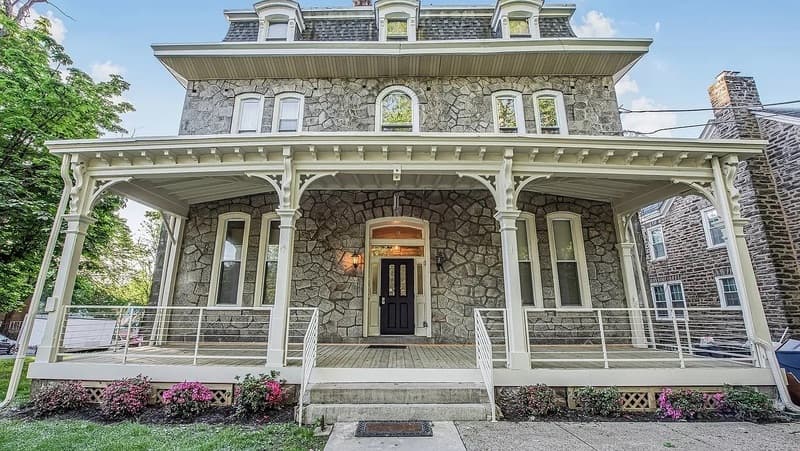 Philadelphia Condo: 90 E Johnson St