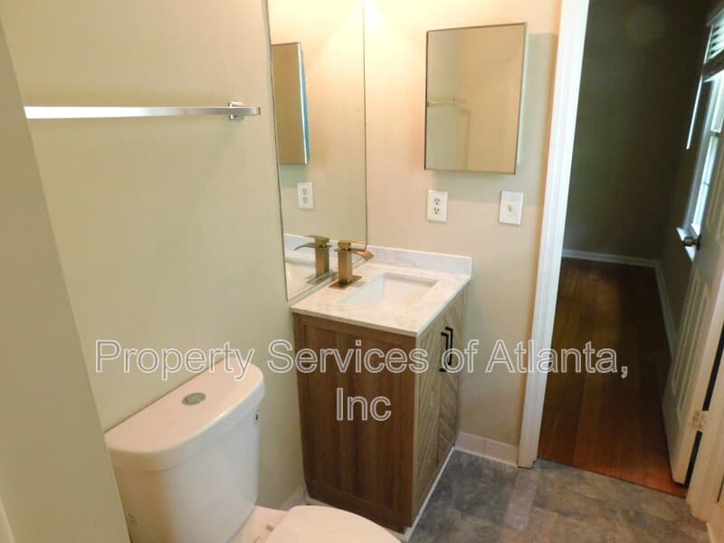 Roswell Townhome: 192 High Creek Dr