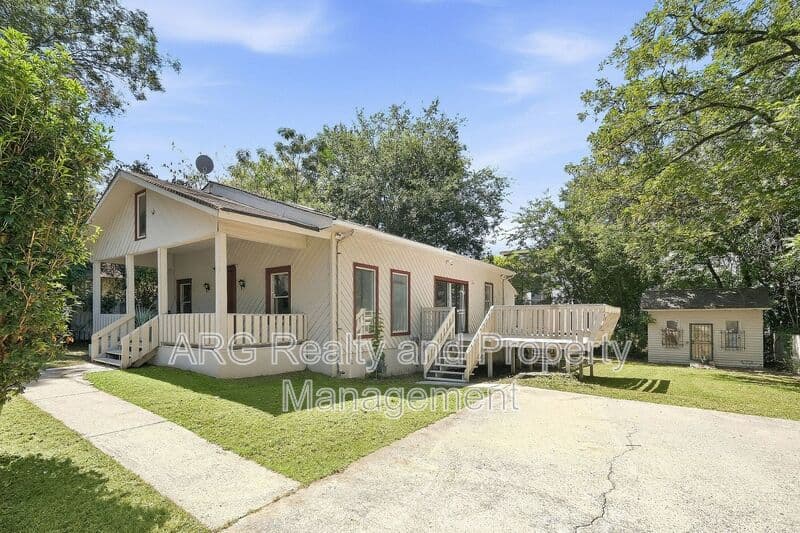 Atlanta House: 1014 Curran Street NW