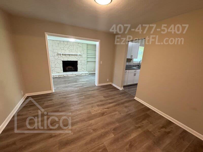 Jacksonville House: 6657 Blackwood Dr