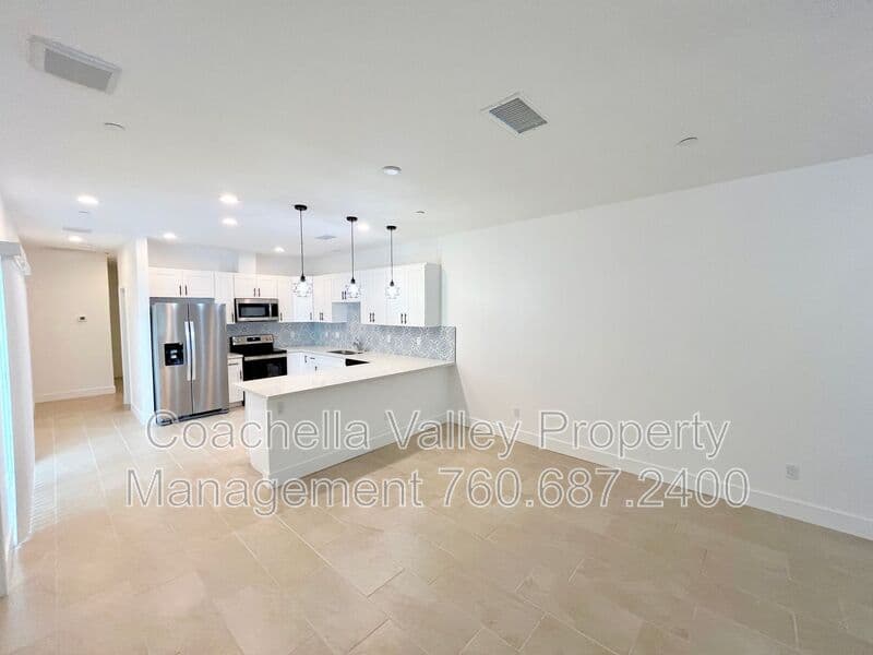 Cathedral City House: 29710 Landau Blvd