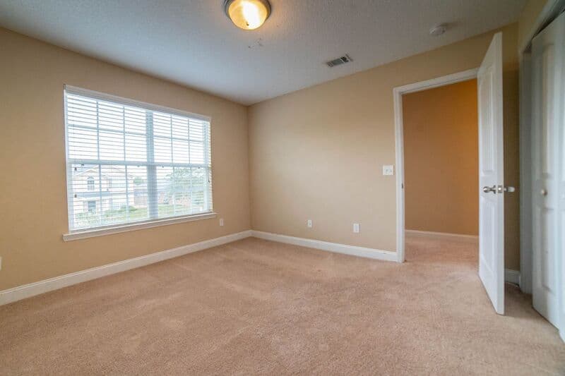 Hinesville House: 211 Augusta Way