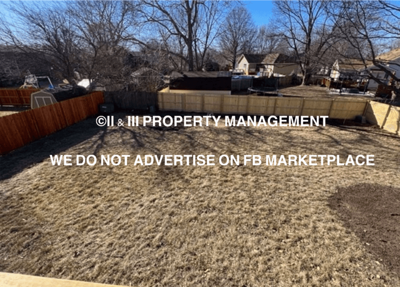 Olathe House: 15122 S Blackfoot Dr