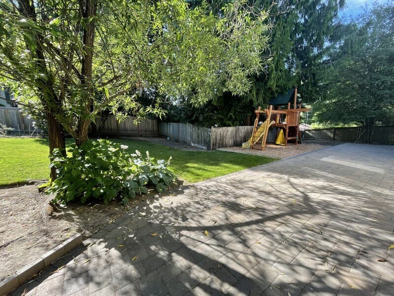 Redmond House: 4321 170th Ct