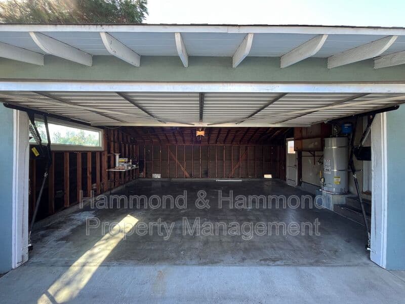 Canoga Park House: 7859 Hanna Ave.