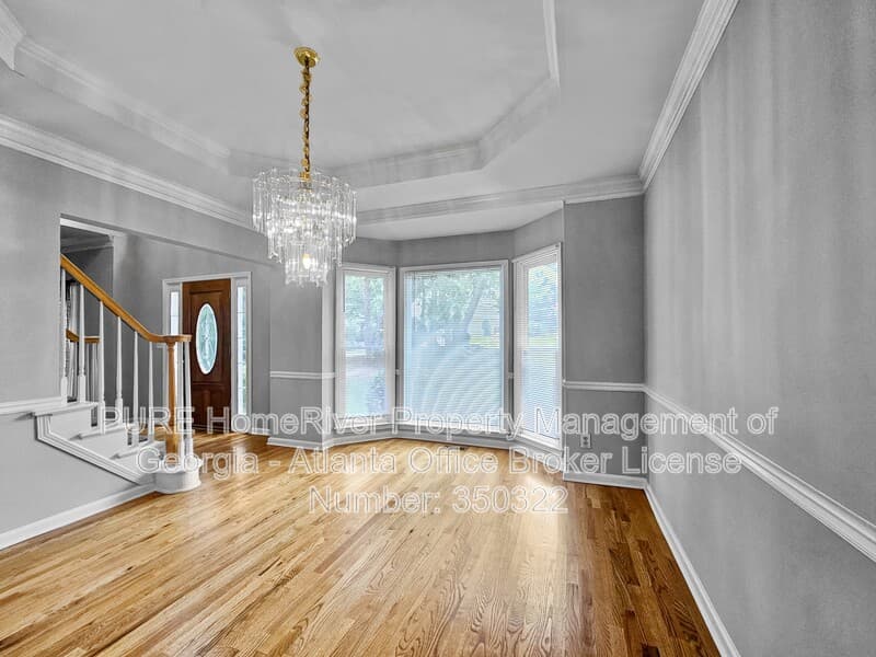 Suwanee House: 4345 Landover Way