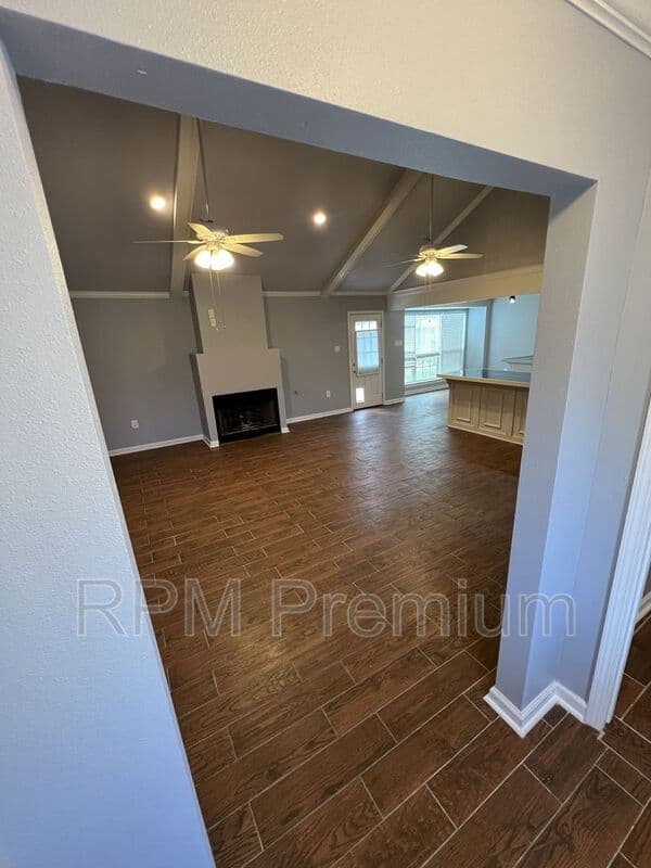 Baton Rouge House: 7516 Vice President Dr.