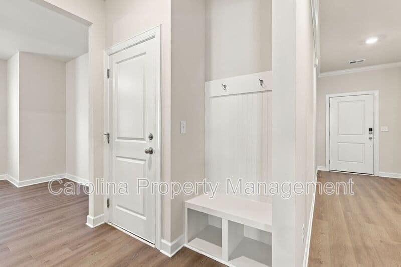 Charlotte House: 1003 Alicante Ave