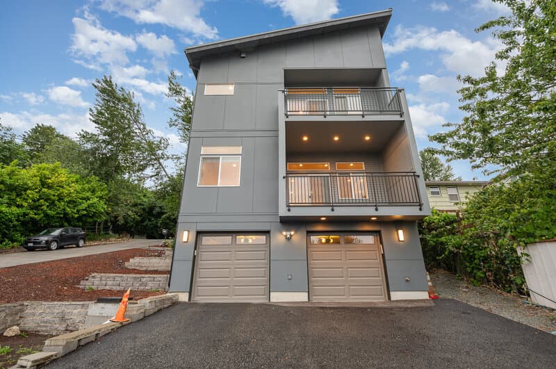 Seattle House: 5426 31st Ave S