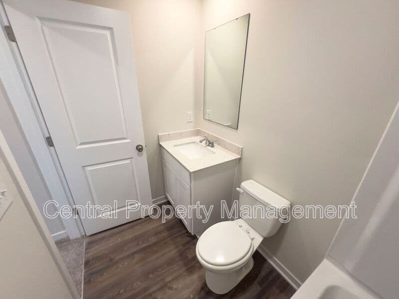 Spartanburg House: 6014 Tavener Drive