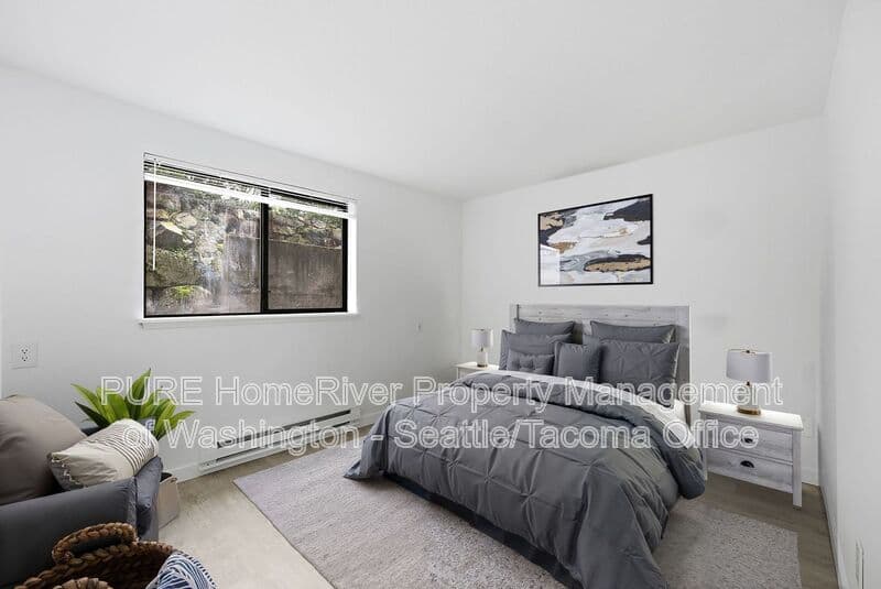 Tacoma Apartment: 6601 S 8th St