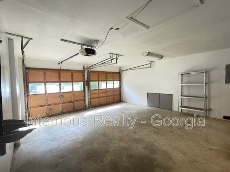 Alpharetta House: 10440 Virginia Pine Ln