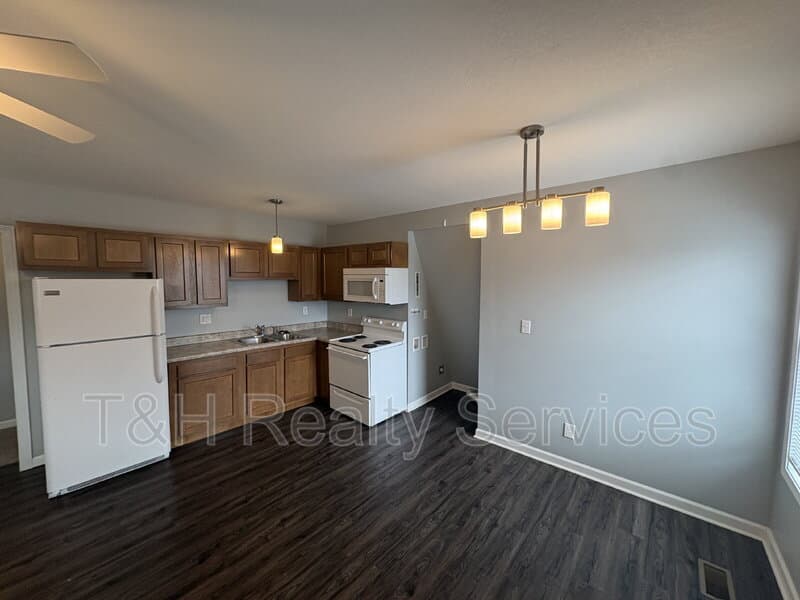 Muncie Condo: 409 West Washington Street