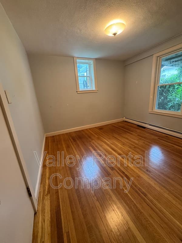 South Hadley Condo: 18 Main Street - 1L